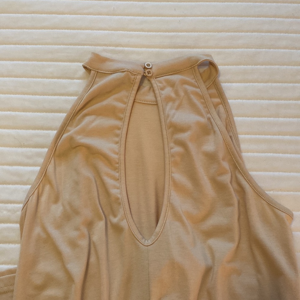Beige Romper (w/ Pockets!) - Picture 7 of 8